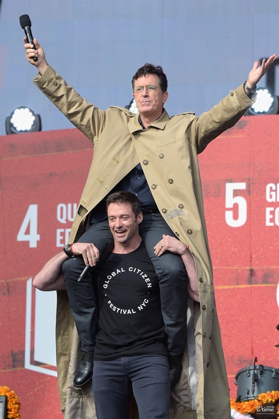 史蒂芬·寇贝尔的写真-呼吁消除极端贫困现状...