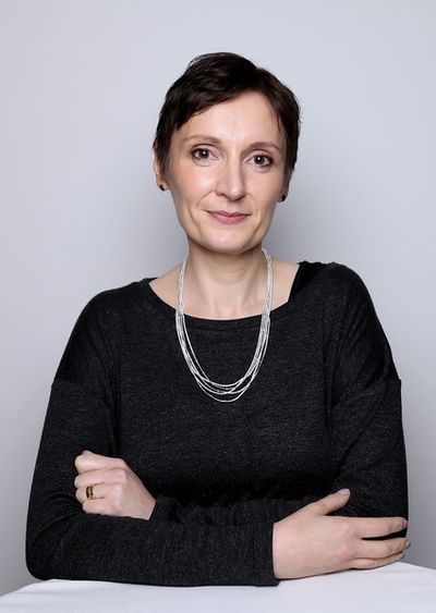 诺拉·托梅的写真