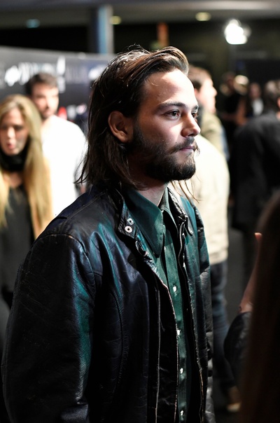 丹尼尔·祖瓦图的写真