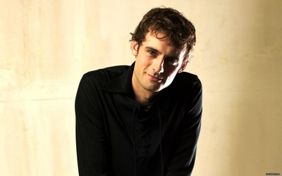 卡鲁姆·布鲁的写真