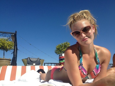 艾莉森·米夏卡的写真