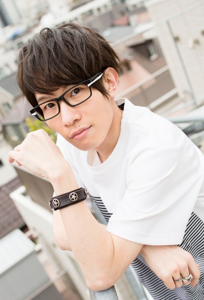 丰永利行的写真