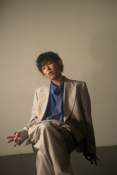 吉村界人的写真