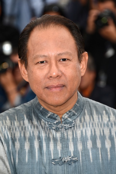 维他亚·潘斯林加姆的写真