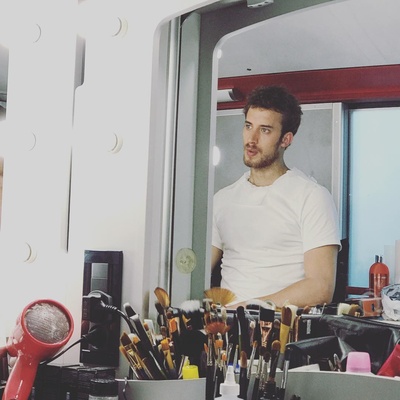 乔纳斯·布洛凯的写真