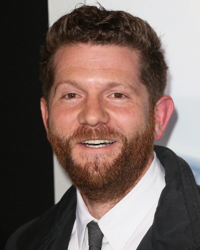 约书亚·祖特曼的写真