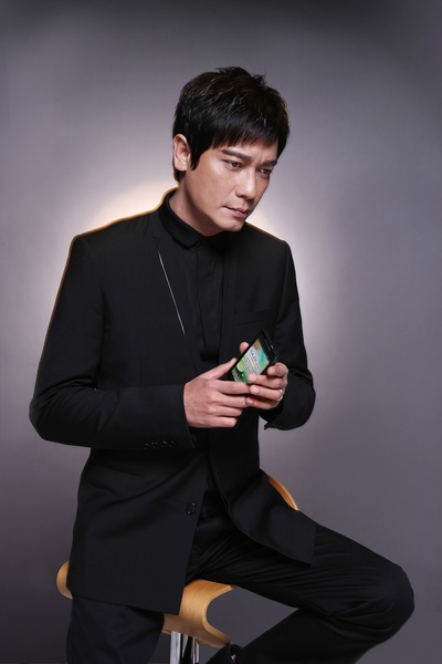 罗嘉良的写真-羅嘉良