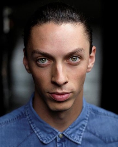 罗温·波隆斯基的写真