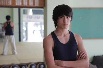 新田真剑佑的写真