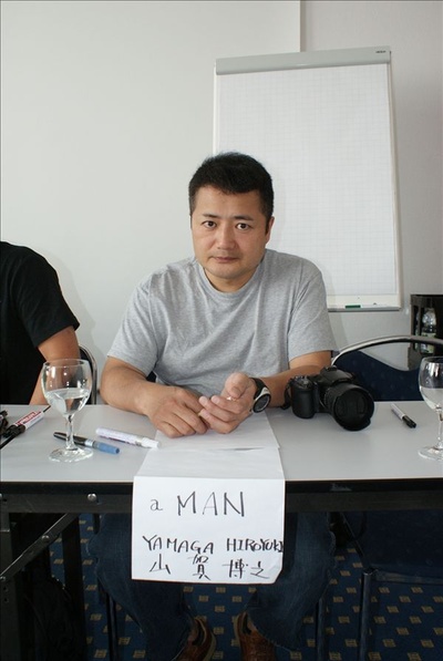 山贺博之的写真