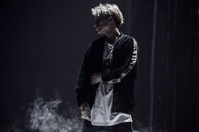 白滨亚岚的写真