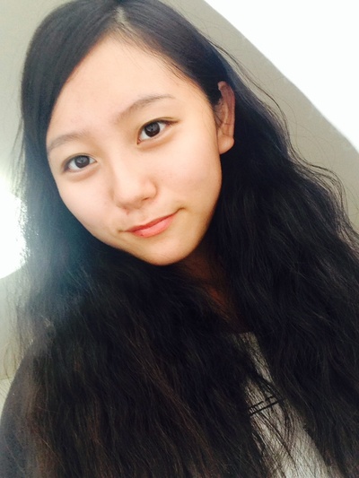 工藤绫乃的写真