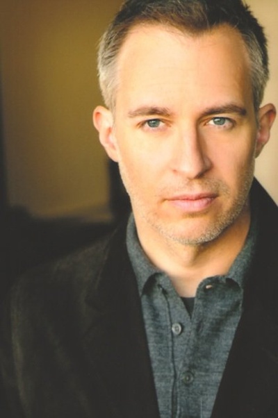 杰·卡尔内斯的写真