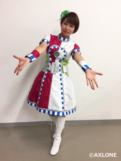 三瓶由布子的写真