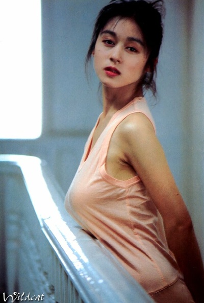 青山知可子的写真-青山知可子