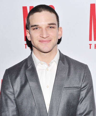 伊万·乔尼凯特的写真