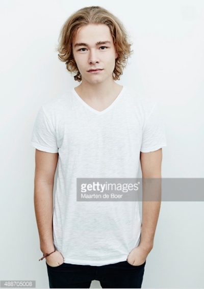 乔纳斯·霍夫·奥夫特布洛的写真