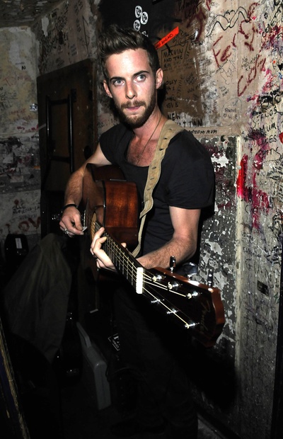 卢克·崔德威的写真