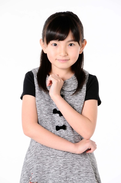 铃木梨央的写真