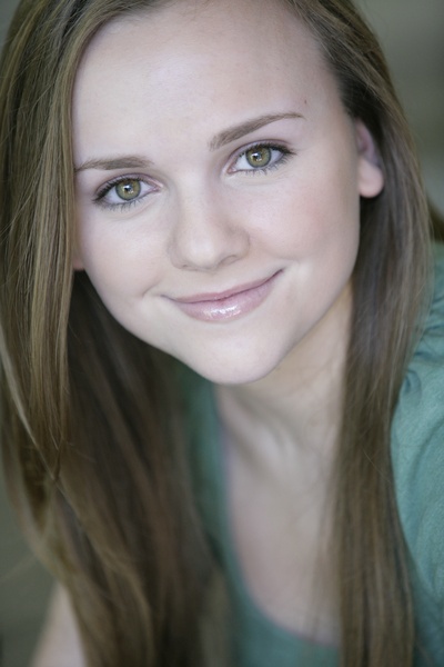 塔拉·林内·巴尔的写真-Tara Lynne Barr