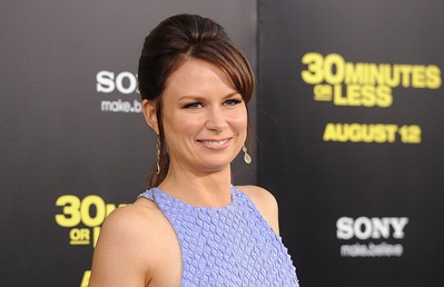 玛丽·莱恩·莱杰斯库的写真