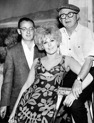 I·A·L·戴蒙德的写真-1964年拍摄Kiss Me, ...