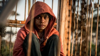 西蒙尼·兰德斯的写真