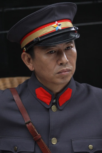 江涛的写真-《大酒商》罗英