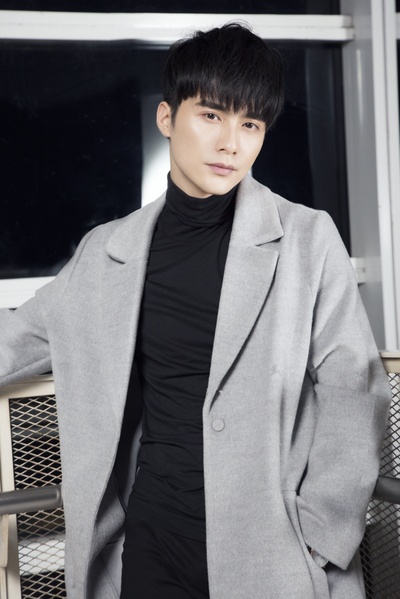 何索的写真-何索