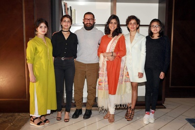 桑亚·玛荷塔的写真