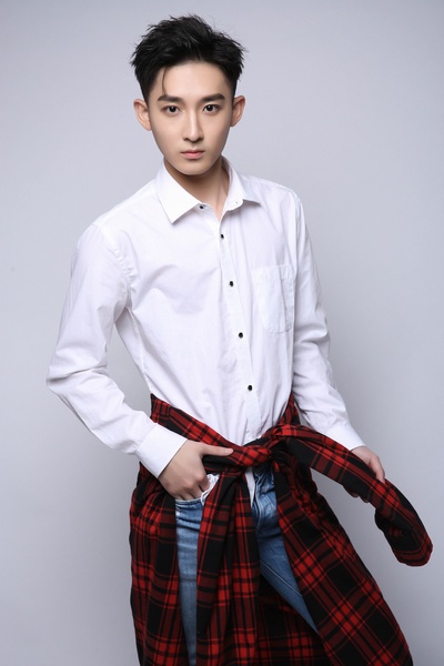 刘泽庭的写真-刘泽庭 写真