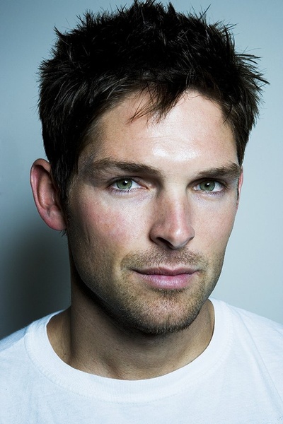 布莱恩·普莱斯列的写真