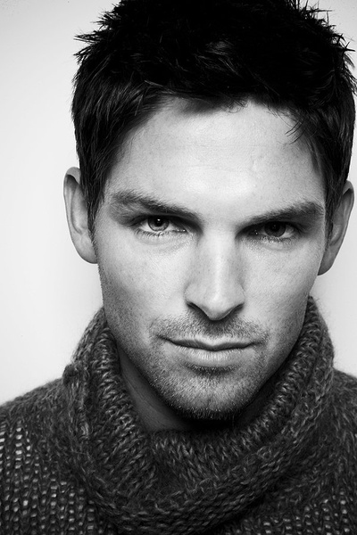 布莱恩·普莱斯列的写真