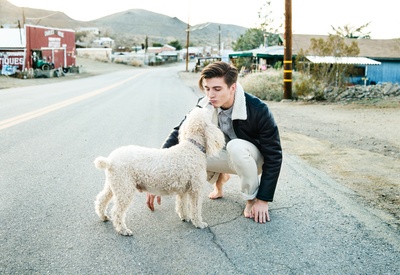 亚当·思格特·米勒的写真