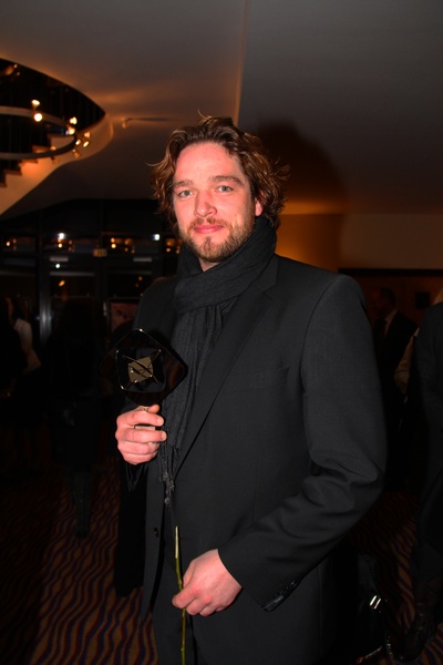 罗纳尔德·策尔费尔德的写真