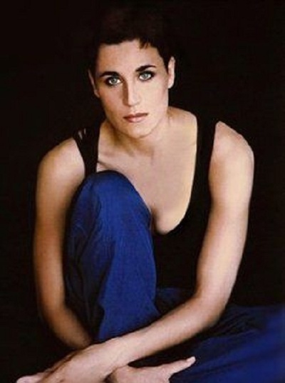 尼娜·昆岑多夫的写真