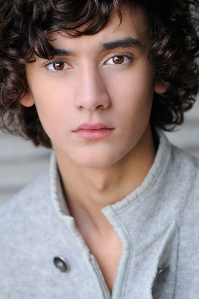 马萨姆·霍顿的写真