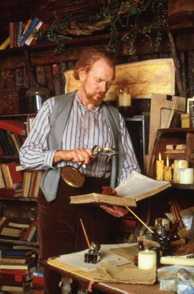 彼得·麦考利的写真