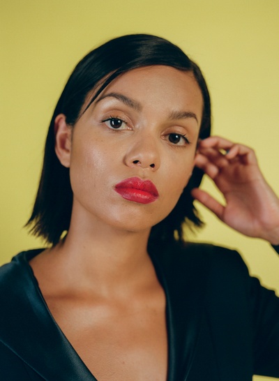 乔治娜·坎贝尔的写真