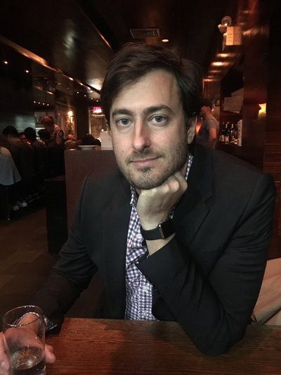 亚历克斯·鲁宾斯的写真