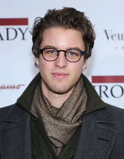 亨利·朱斯特的写真