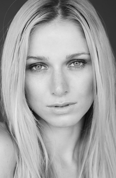 阿莉莎·茱莉亚·史密斯的写真