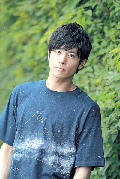 岩永彻也的写真