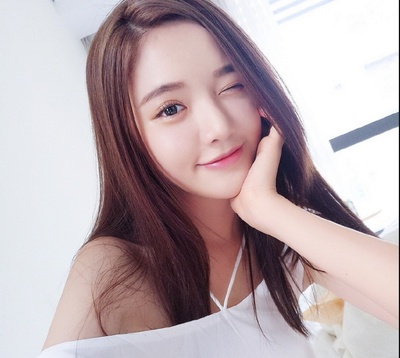 林妍柔的写真-林妍柔