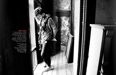 伊里斯·麦康利的写真