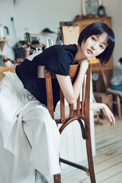 虞朗的写真-虞朗写真