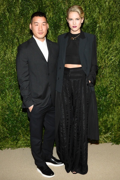 科迪·霍恩的写真