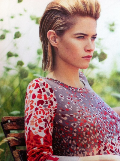 科迪·霍恩的写真