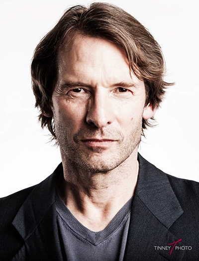 阿德里安·霍夫的写真