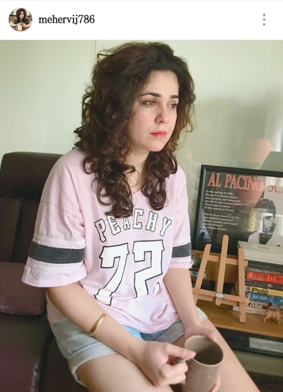 梅·维贾的写真